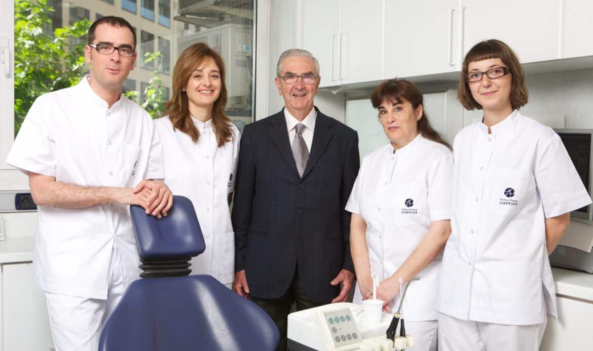 Equipo de especialistas dentales en madrid